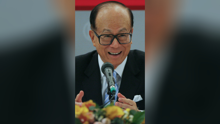 “黄金大亨”带货骗局揭秘,二四六天天免费资料结果,多元化方案执行策略_网红版V12.50