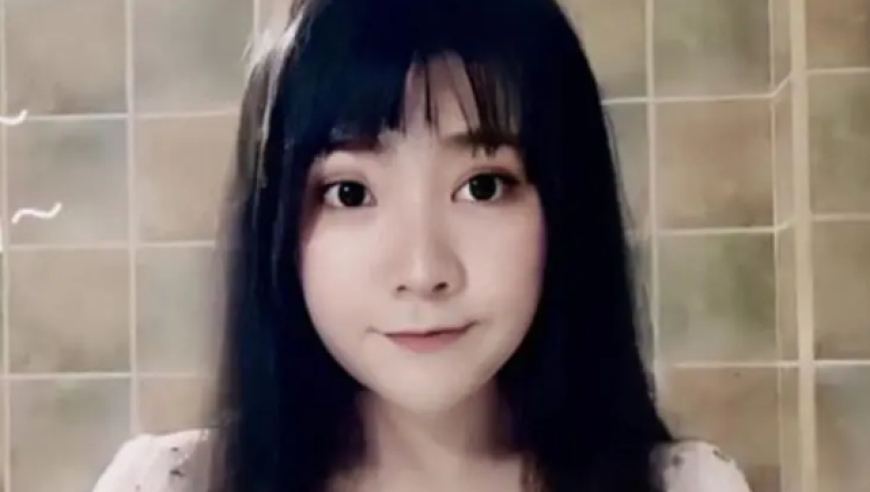 宝妈不听同事劝阻带娃到机械厂上班,新澳门资料大全正版资料2025年免费下载内部,社会责任方案执行_GM版V7.43